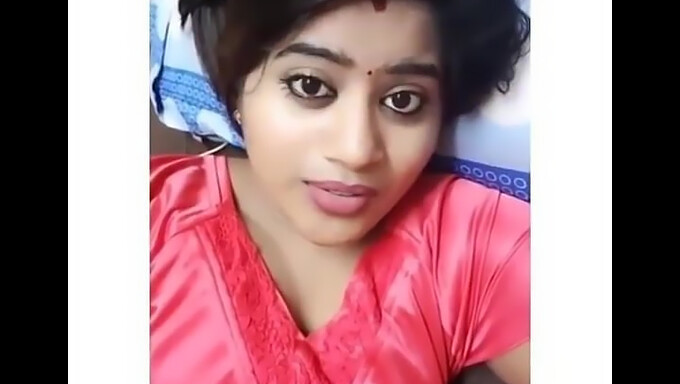 Sensual South Indian Beauties Reveal Their Cleavage In A Mesmerizing Musically Video