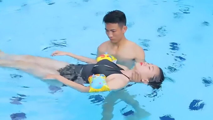 Relaxing Body Massage In Water With Floating Technique